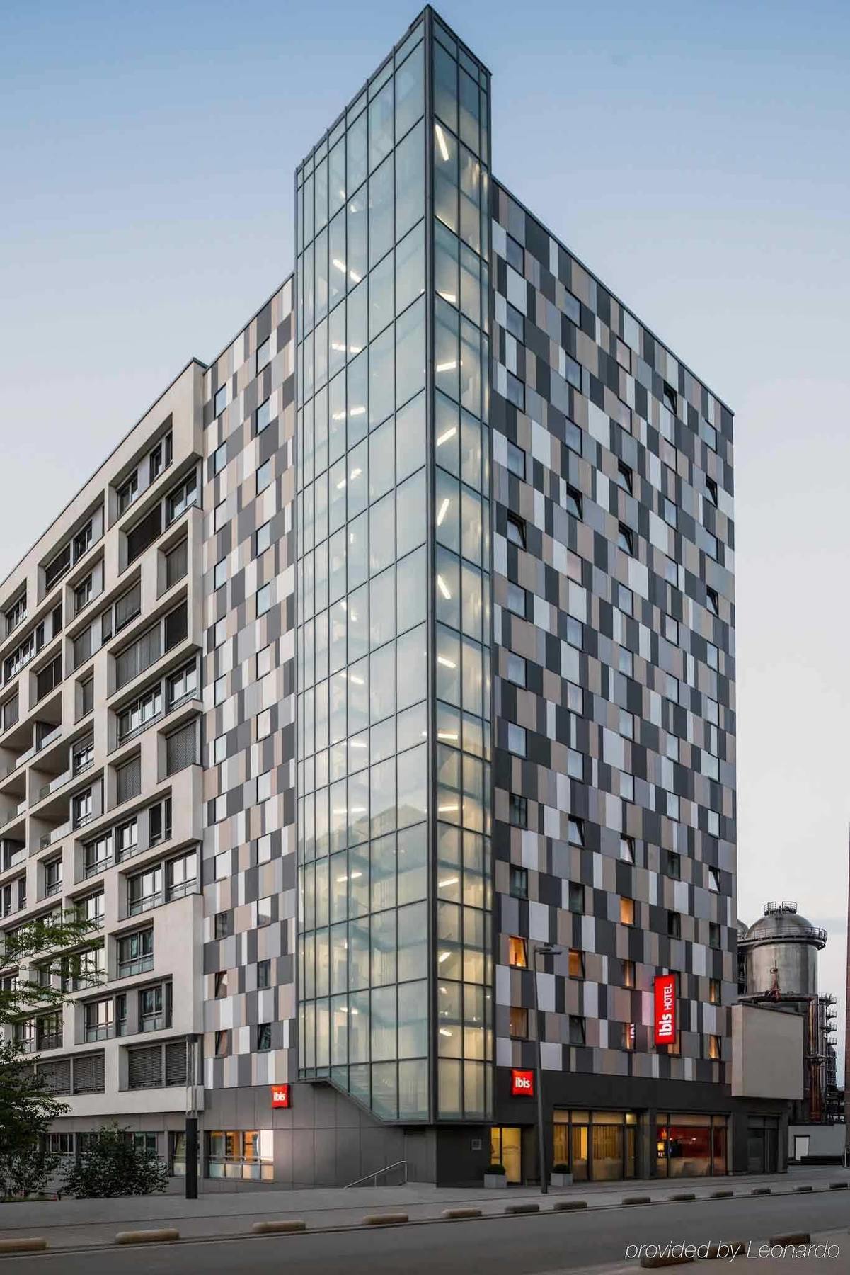 Hotel ibis Esch Belval Exterior foto