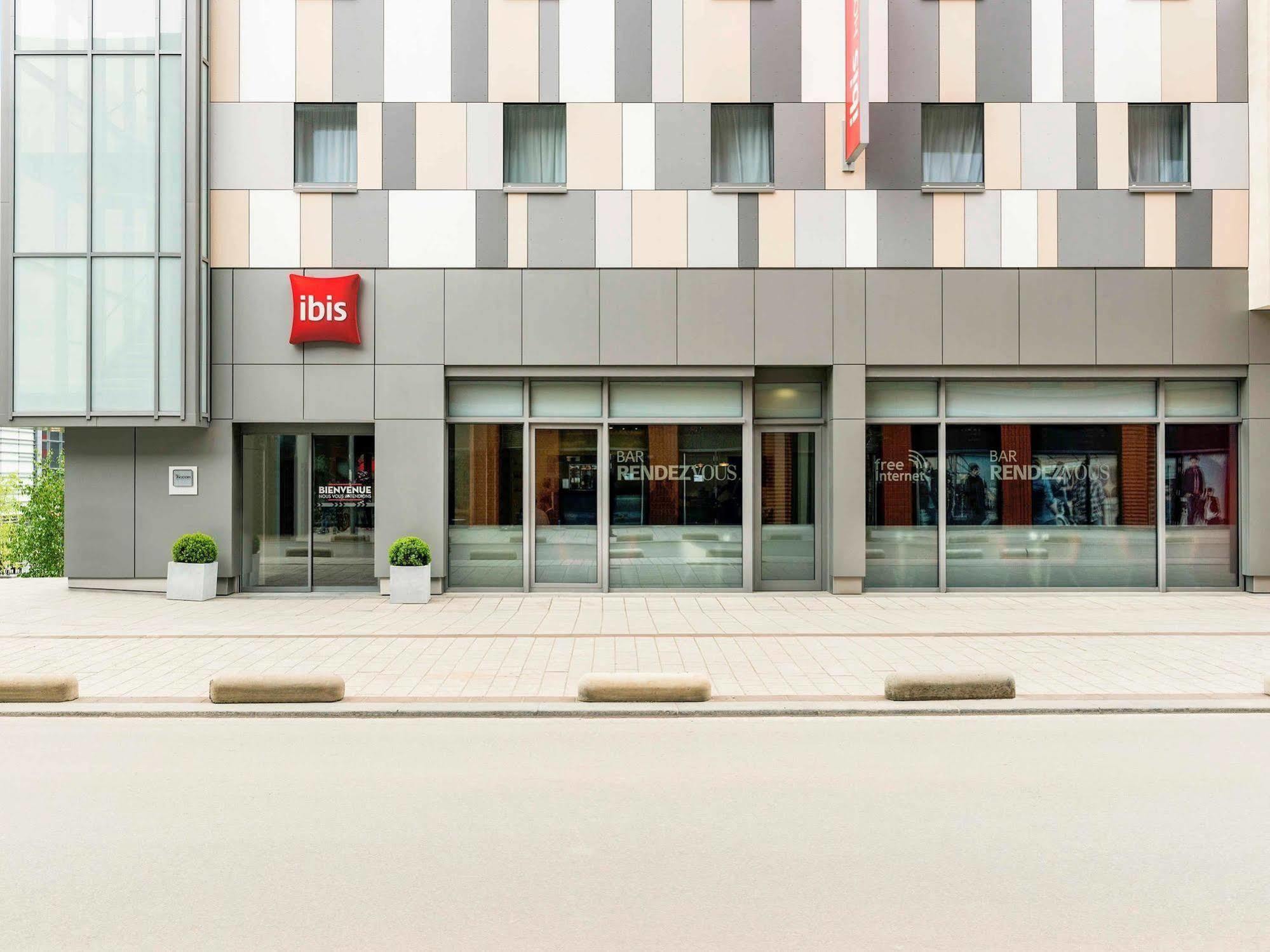 Hotel ibis Esch Belval Exterior foto
