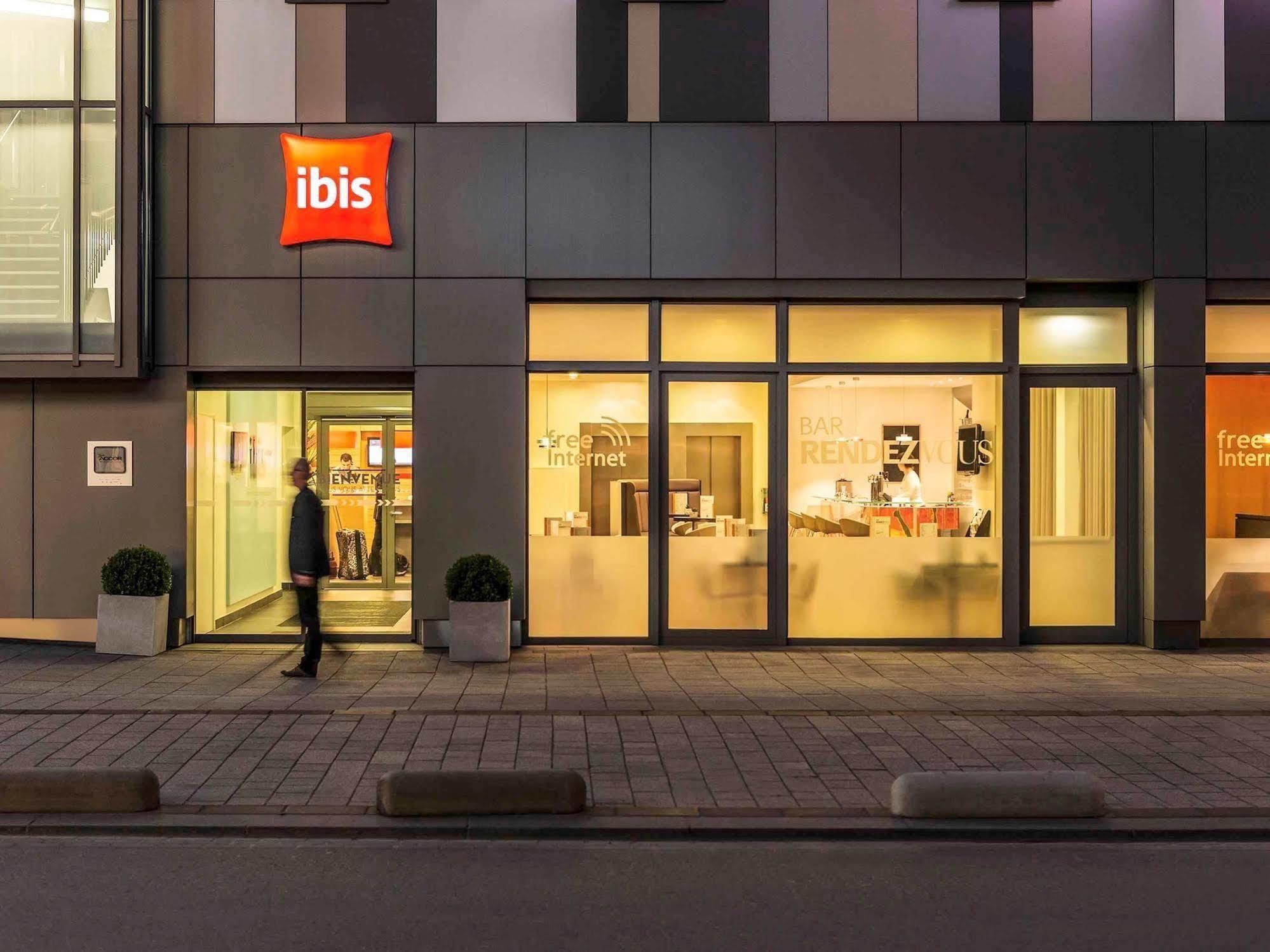 Hotel ibis Esch Belval Exterior foto