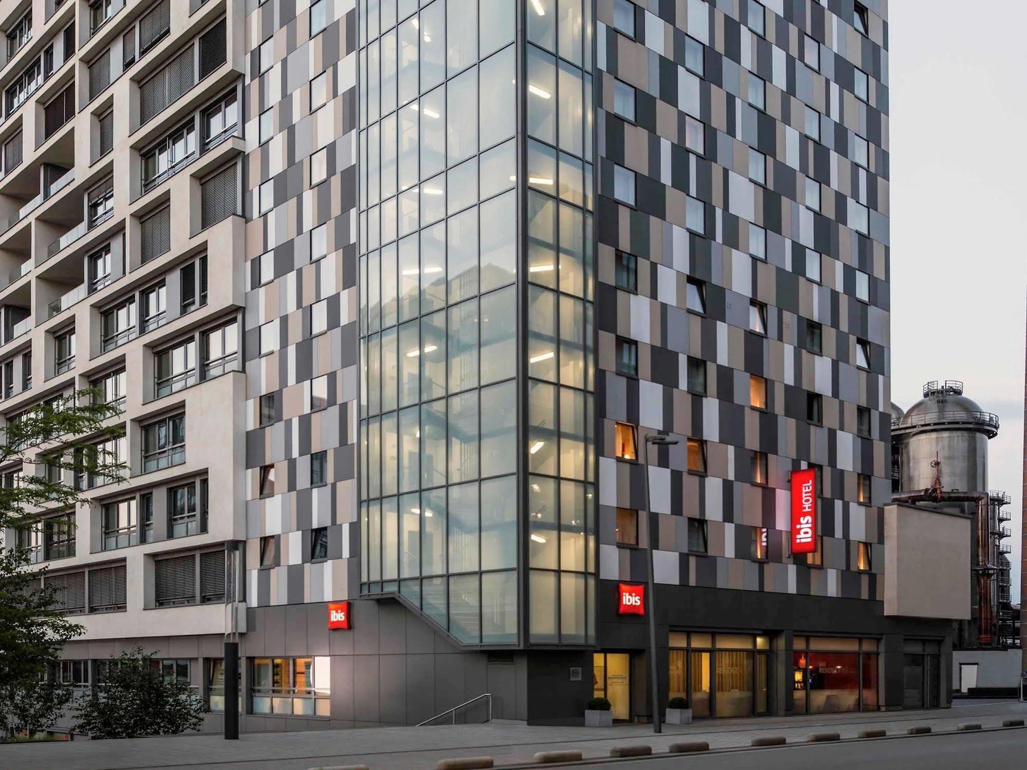 Hotel ibis Esch Belval Exterior foto